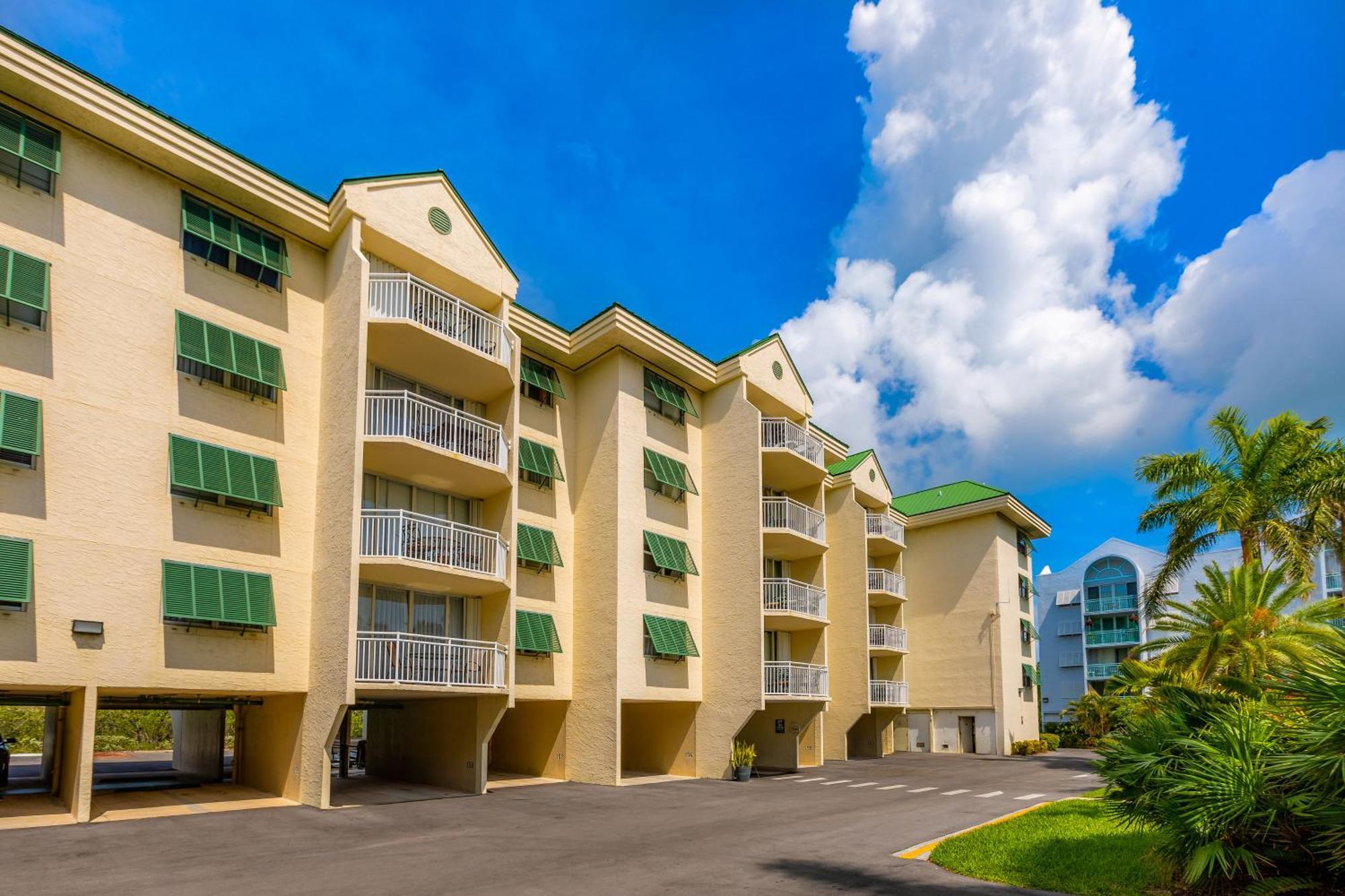 Sunrise Suites Dominican Suite #110 Кей Уест Стая снимка